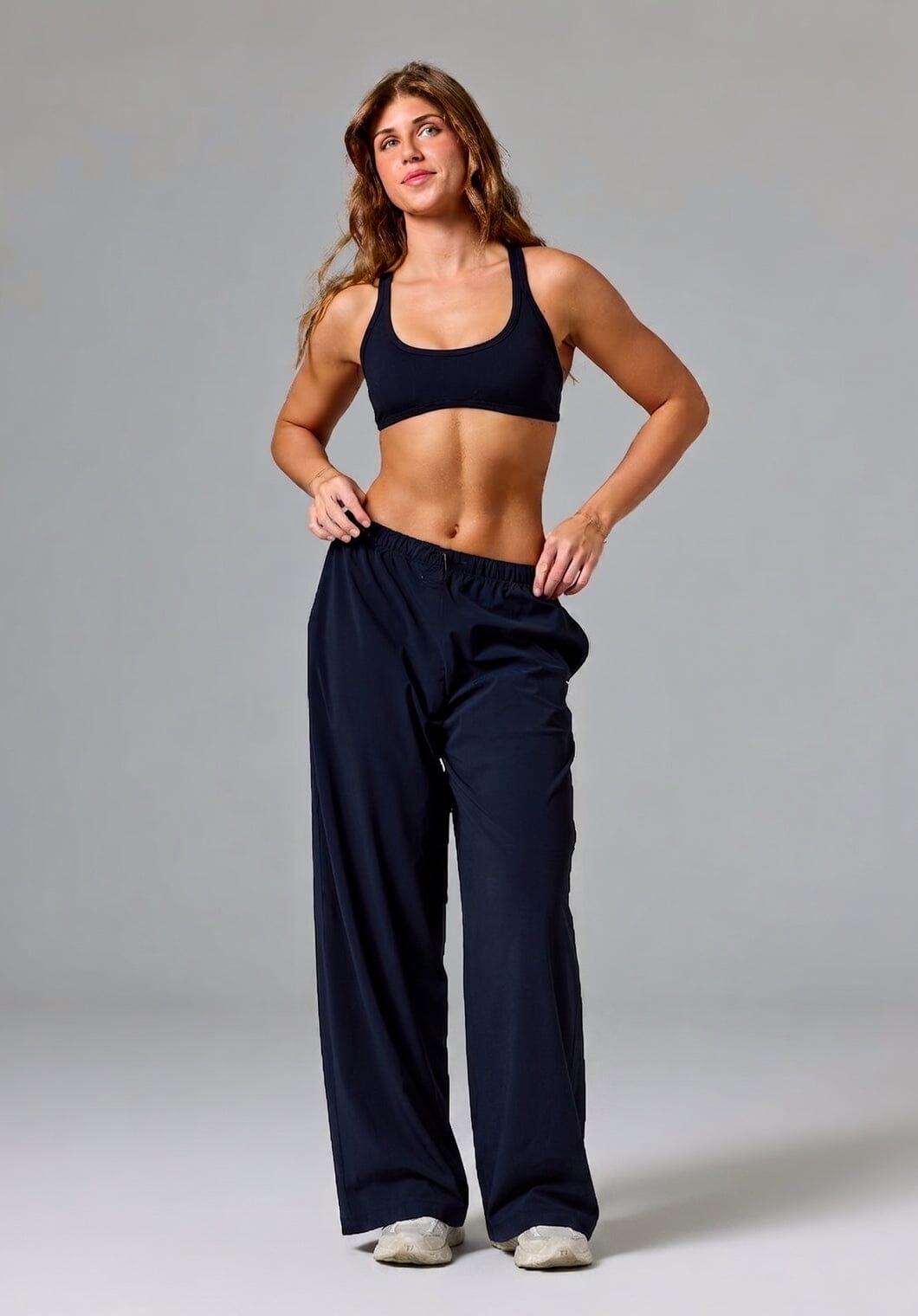 Airlift™ Float Mid-Rise Straight Leg Pant Onyx Leggings/Joggers Paragon Fitwear 