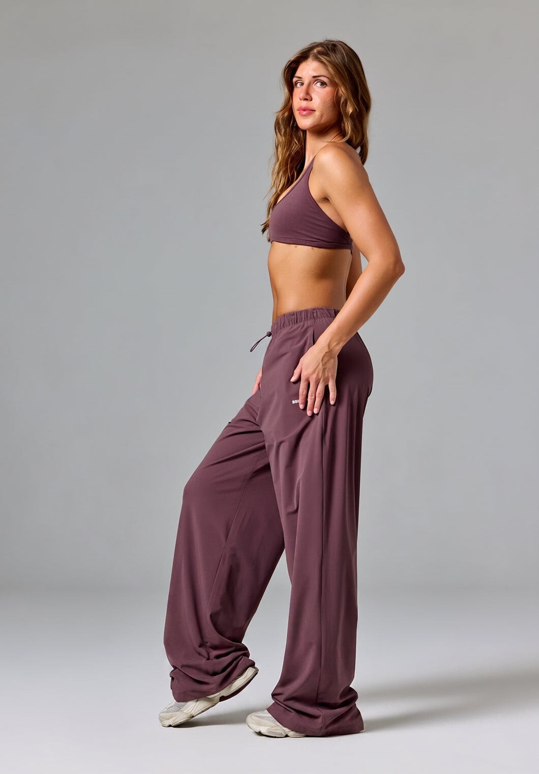 Airlift™ Float Mid-Rise Straight Leg Pant Cherry Cola Leggings/Joggers Paragon Fitwear 