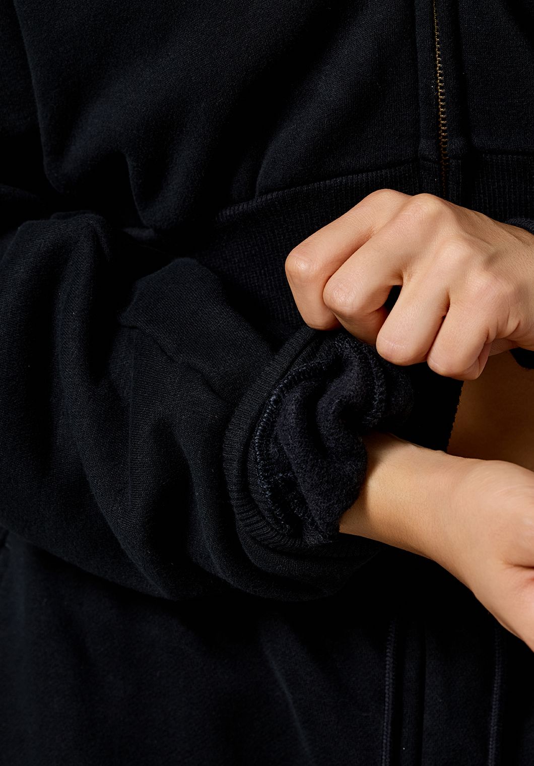 CloudEase™ Oversized Cropped Zip Hoodie Black Hoodies Paragon Fitwear 