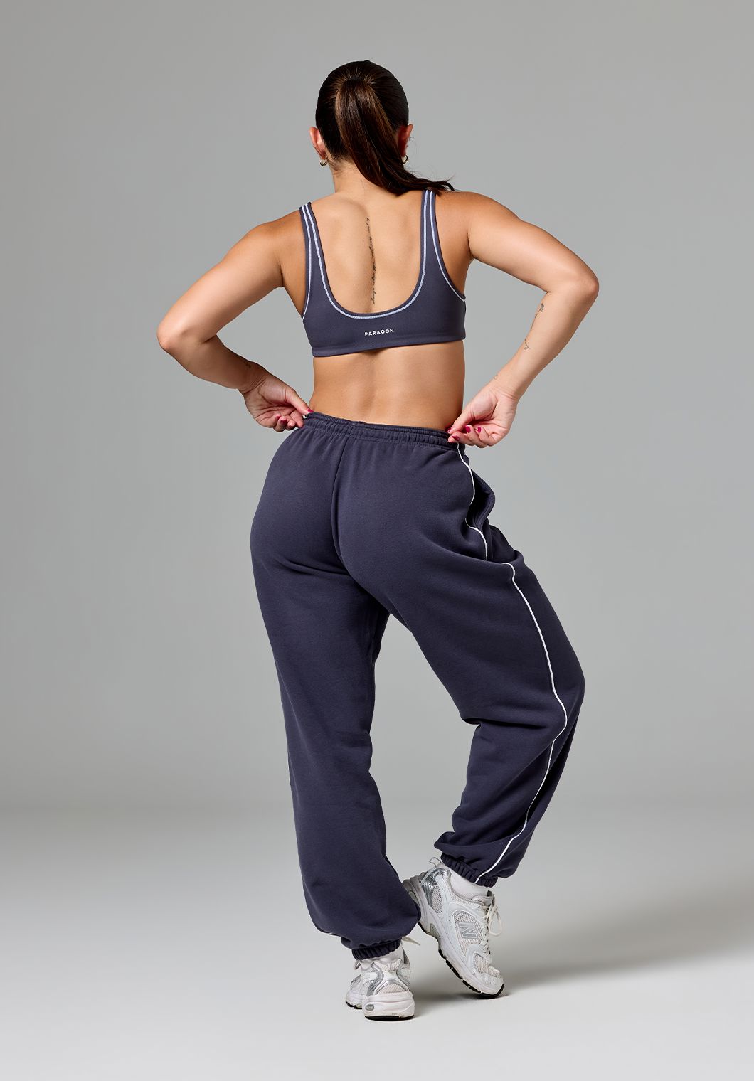 CloudEase™ ShapeLock™ Oversized Contrast Jogger Charcoal Straight Leg Pant Paragon Fitwear 