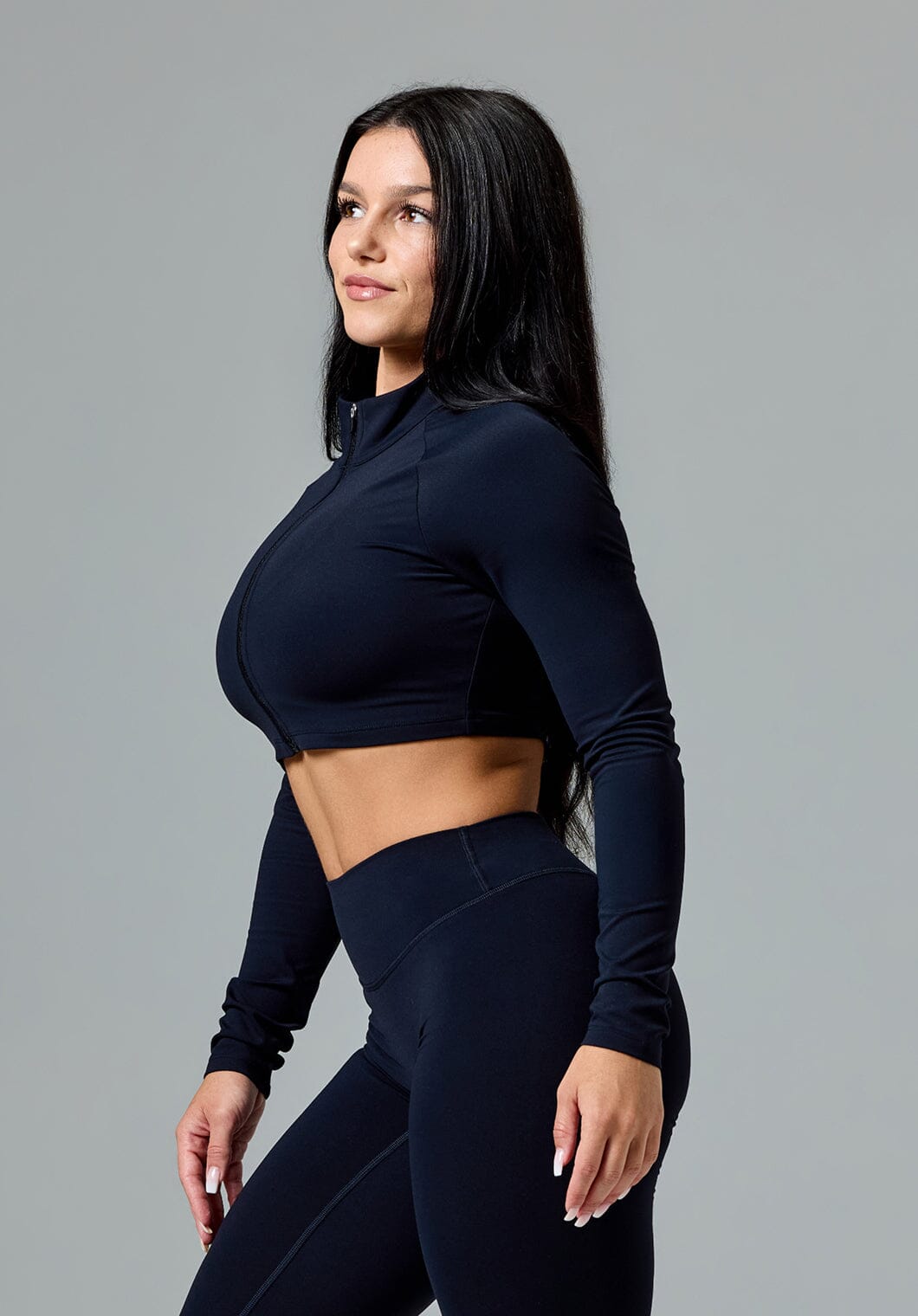 FormLux™ Fitted Crop Jacket Onyx Sports Bras Paragon Fitwear 