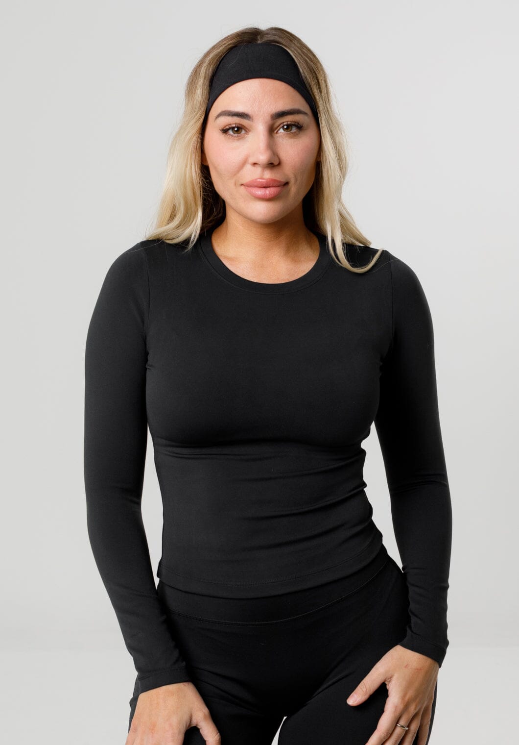 Reluna™ Full Length Long Sleeve Top Black Tops/Tanks Paragon Fitwear 