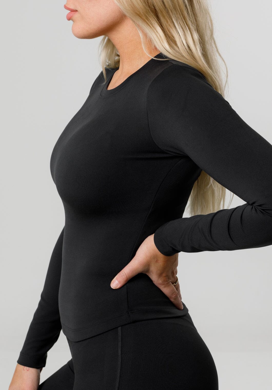 Reluna™ Full Length Long Sleeve Top Black Tops/Tanks Paragon Fitwear 