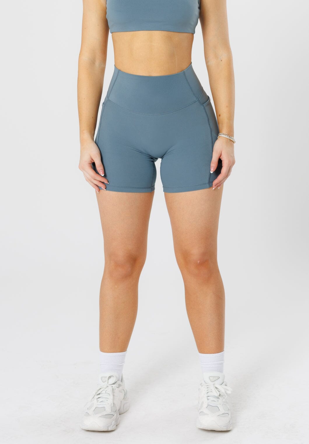 Reluna Empower Sculptseam® Plus Pocket Short 6” Slate Shorts Paragon Fitwear 
