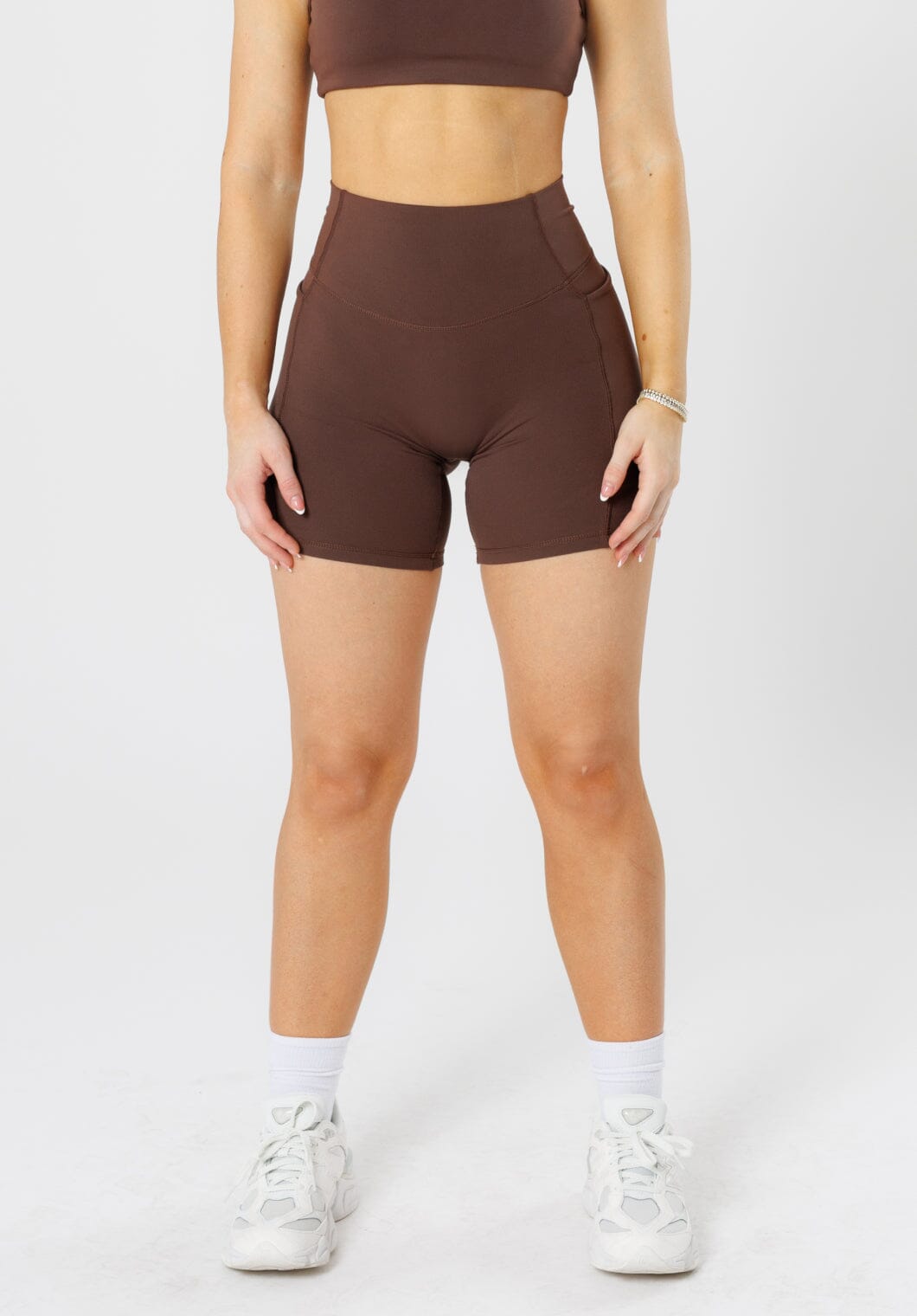 Reluna Empower Sculptseam® Plus Pocket Short 6” Walnut Shorts Paragon Fitwear 