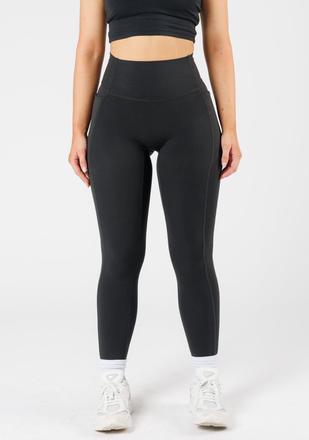 Reluna Empower Sculptseam® Pocket Legging Black Leggings/Joggers Paragon Fitwear 