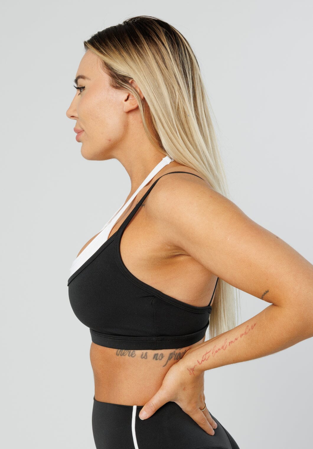 Reluna™ Double-Layer Sports Bra Black Sports Bras Paragon Fitwear 