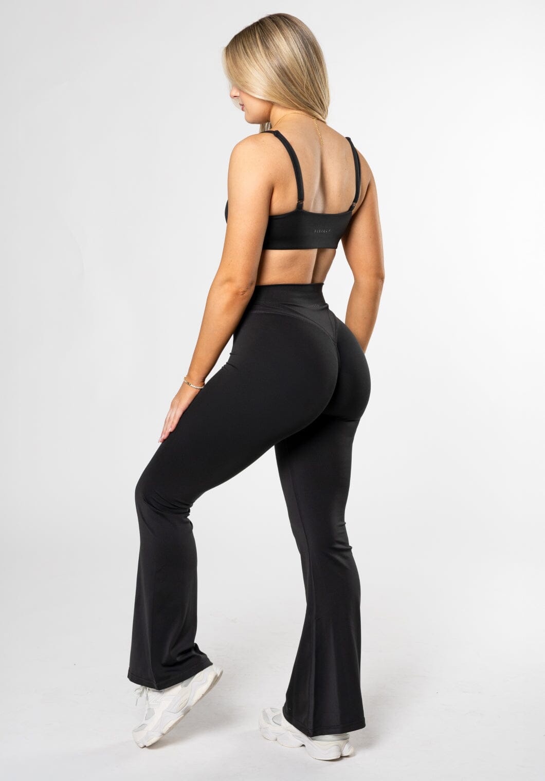 Reluna Icon Sculptseam® Plus Flare 31" Black Leggings/Joggers Paragon Fitwear 