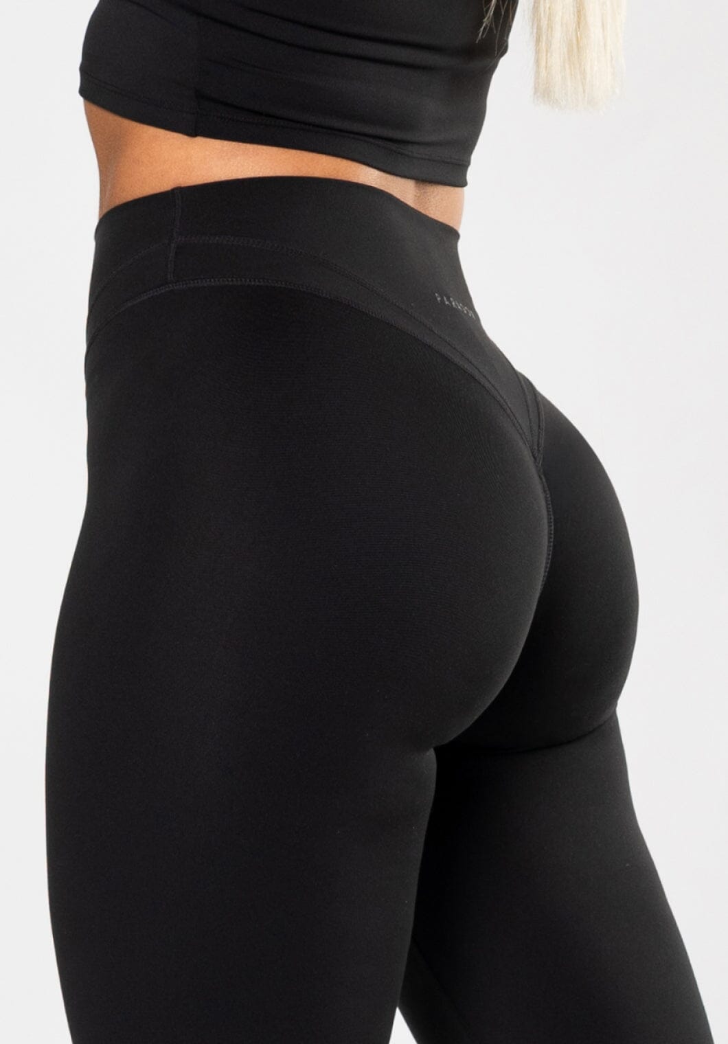 Reluna Icon Sculptseam® Plus Flare 34" Black Leggings/Joggers Paragon Fitwear 