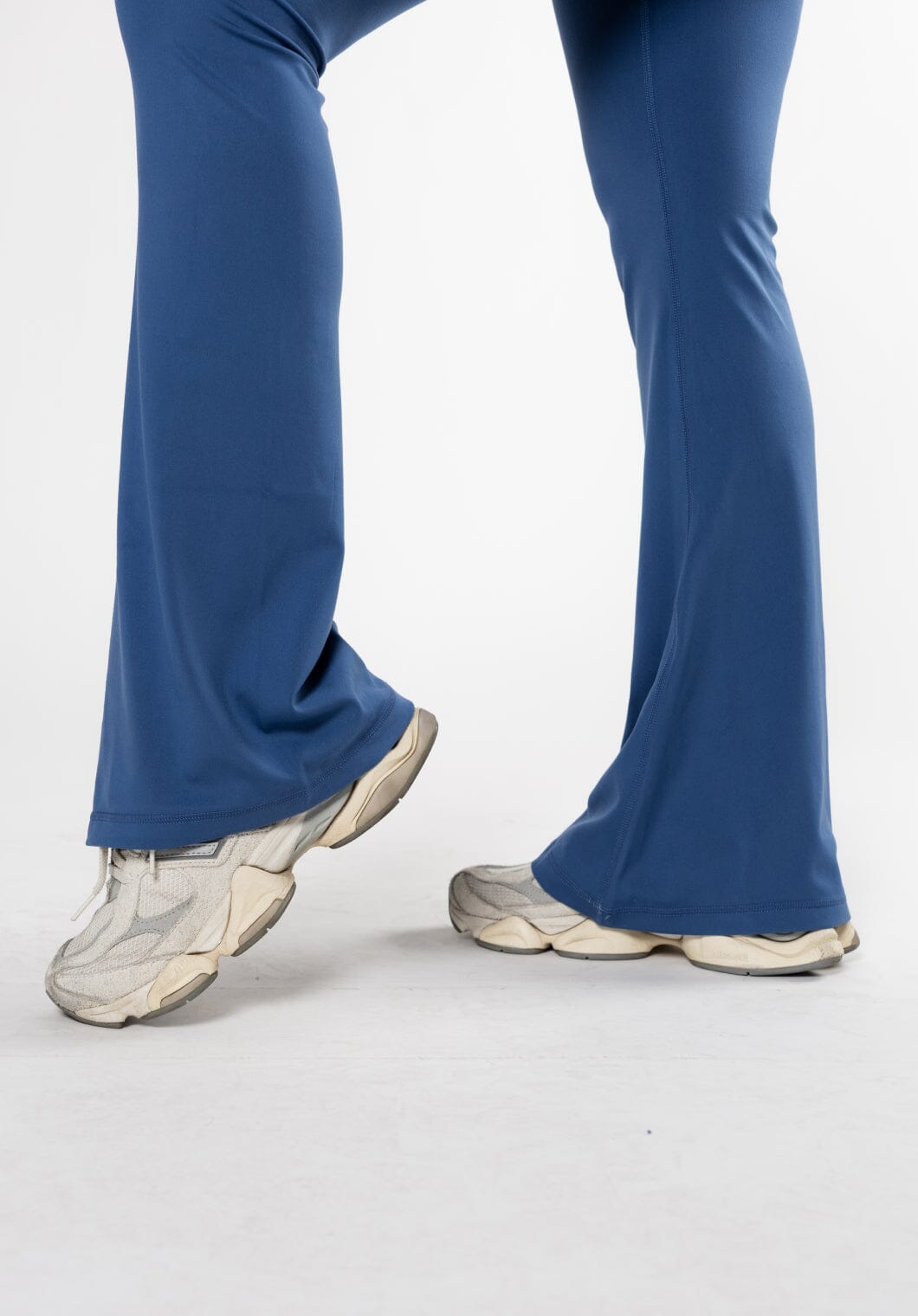 Reluna Icon Sculptseam® Plus Flare 34" True Blue Leggings/Joggers Paragon Fitwear 