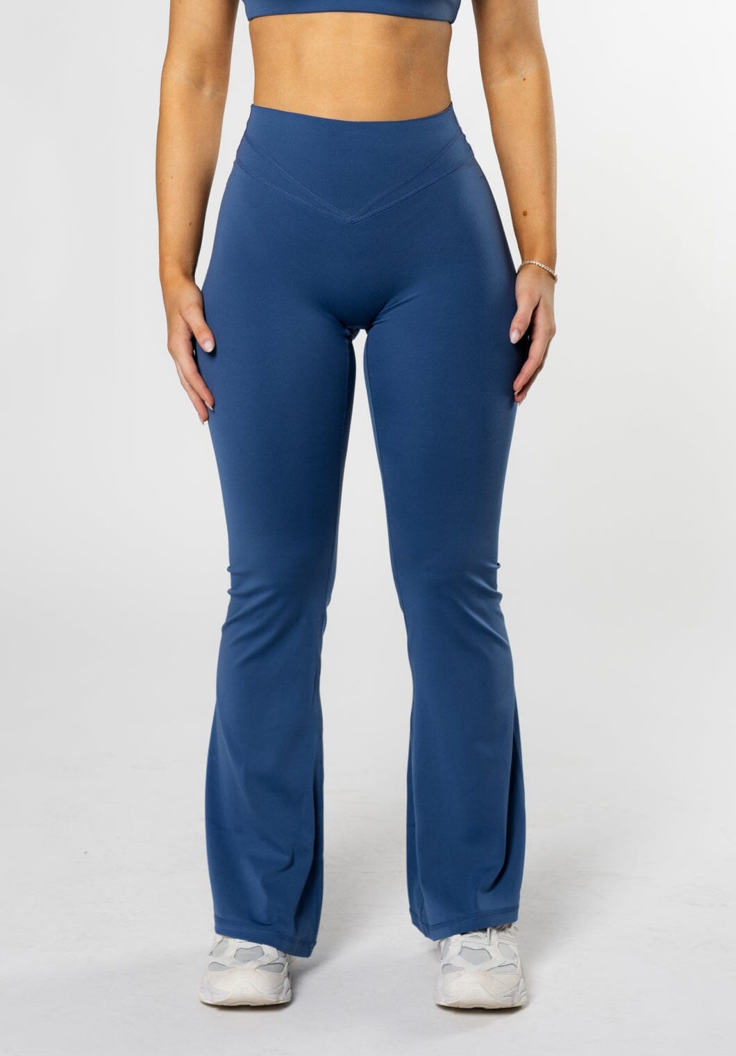 Reluna Icon Sculptseam® Plus Flare 31" True Blue Leggings/Joggers Paragon Fitwear 