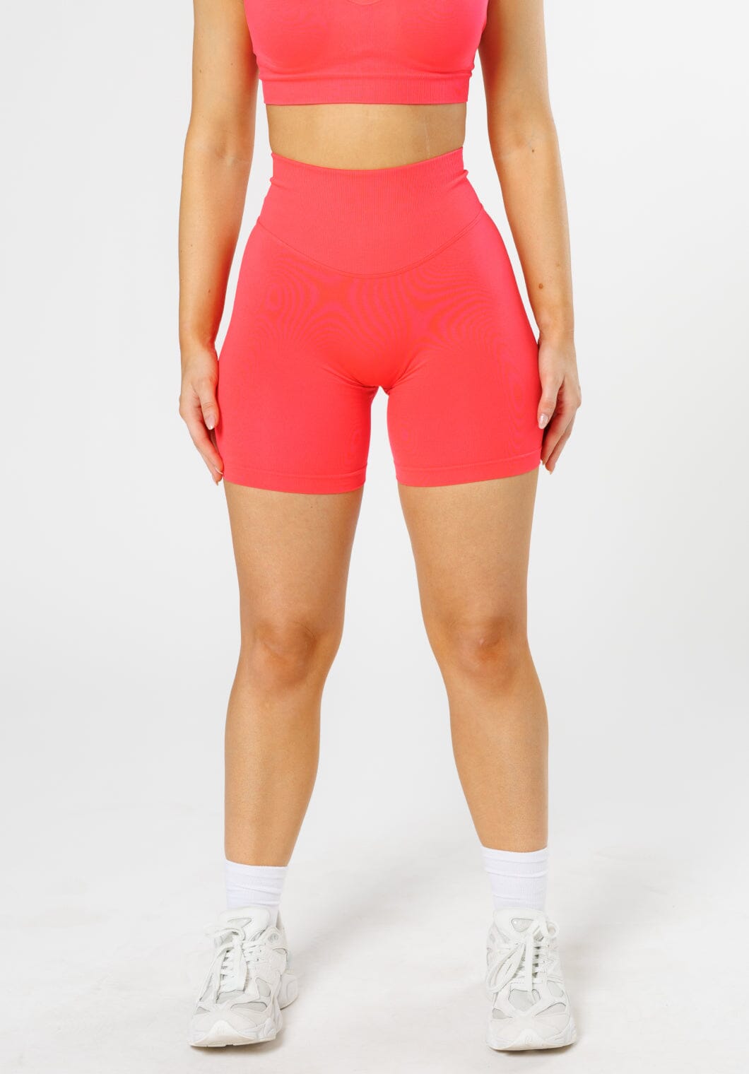 CurveFlex™ Hourglass Sculptseam® Plus Seamless Shorts 6” Hot Tropic Shorts Paragon Fitwear 