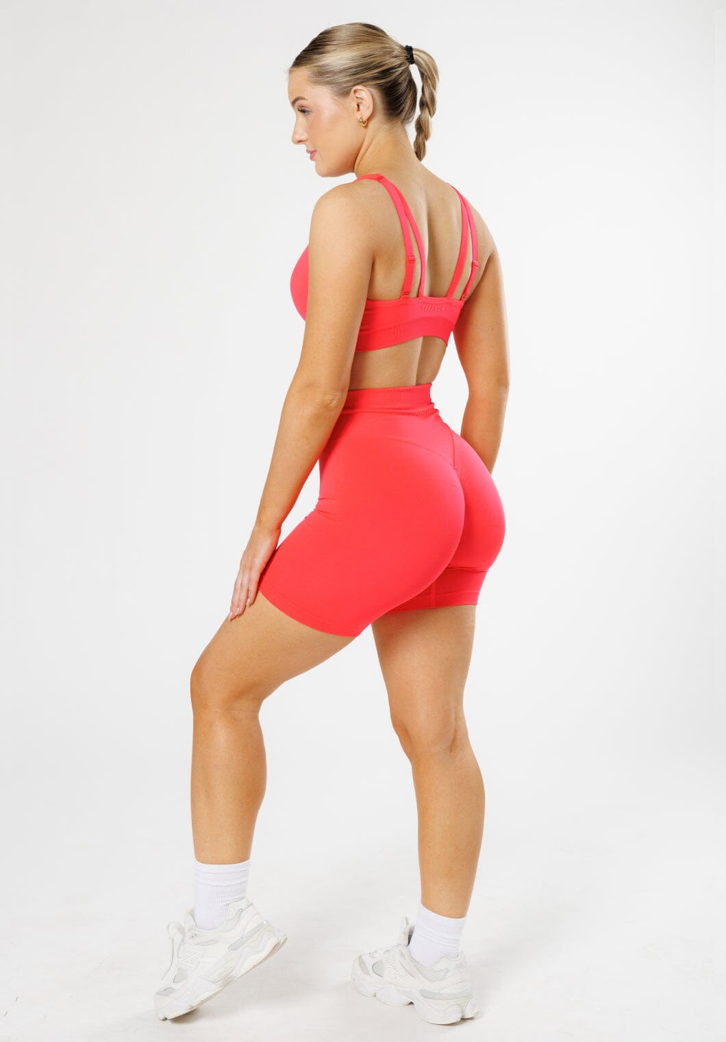 CurveFlex™ Hourglass Sculptseam® Plus Seamless Shorts 6” Hot Tropic Shorts Paragon Fitwear 