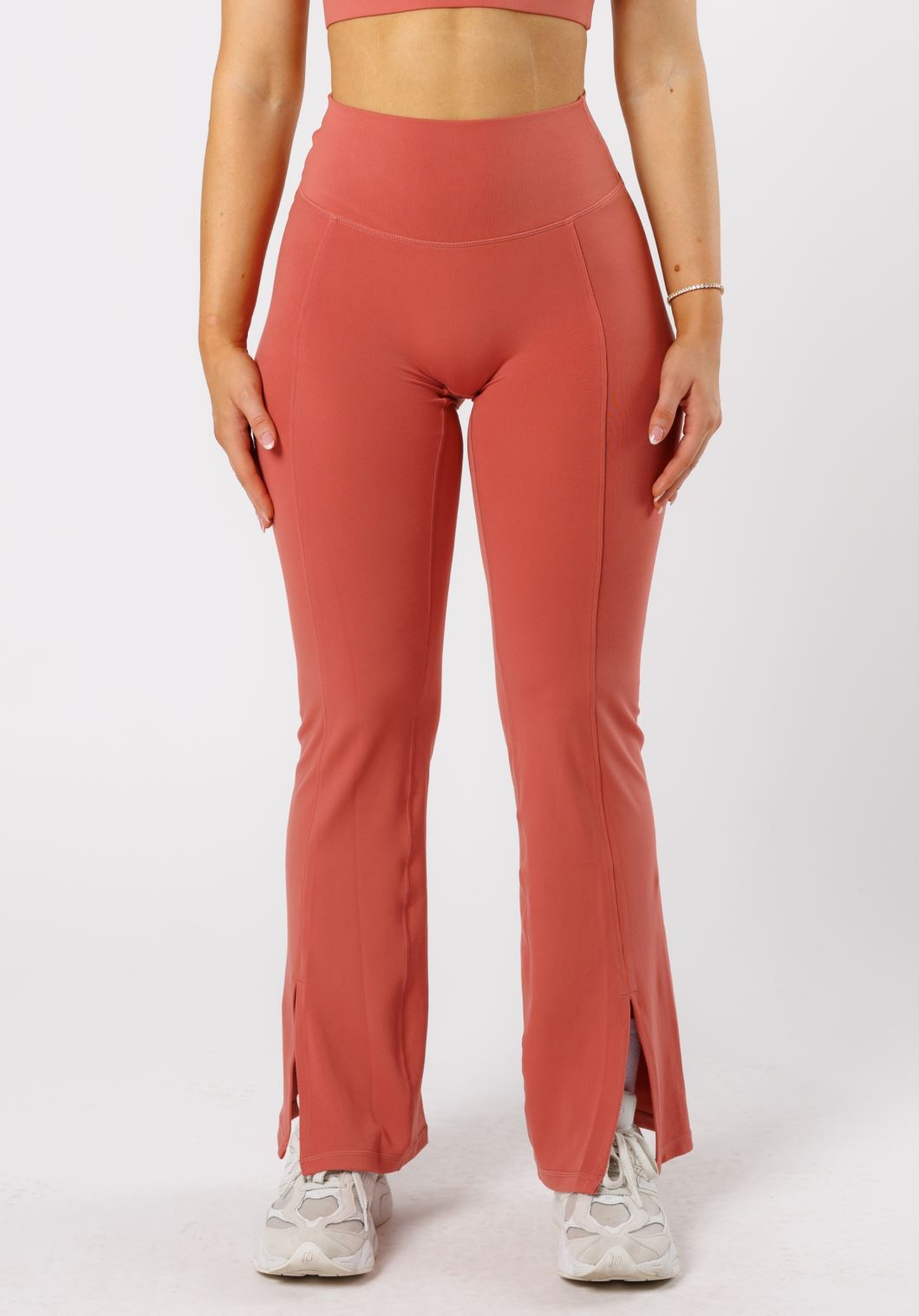 Reluna™ Front Slit Sculptseam® Flare Leggings 31