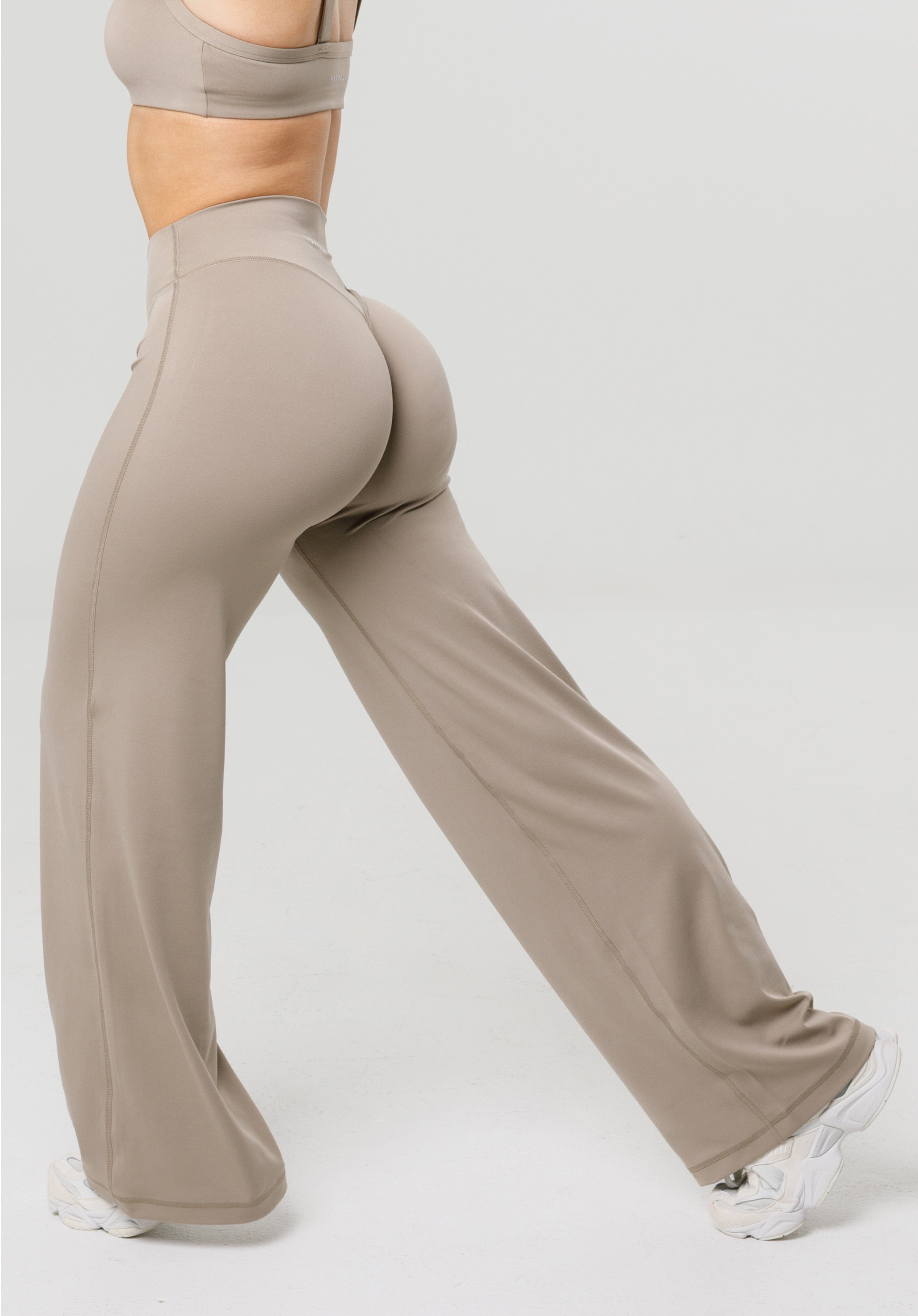 Reluna™ Original Sculptseam® Plus Straight Leg Pant Regular - 31” Honey Leggings/Joggers Paragon Fitwear 