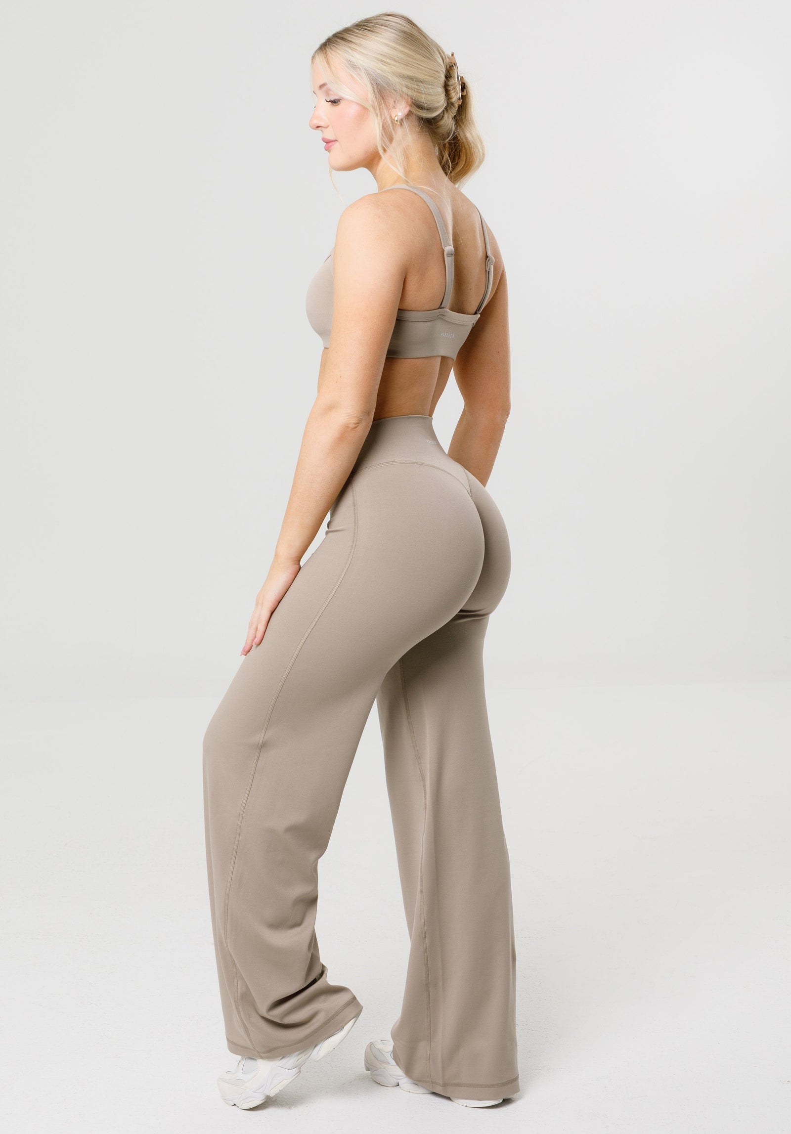 Reluna™ Original Sculptseam® Plus Straight Leg Pant Regular - 31” Honey Leggings/Joggers Paragon Fitwear 