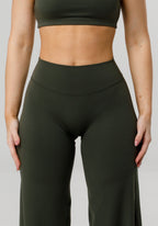 Reluna™ Original Sculptseam® Plus Straight Leg Pant Regular - 31” Poison Ivy Leggings/Joggers Paragon Fitwear 