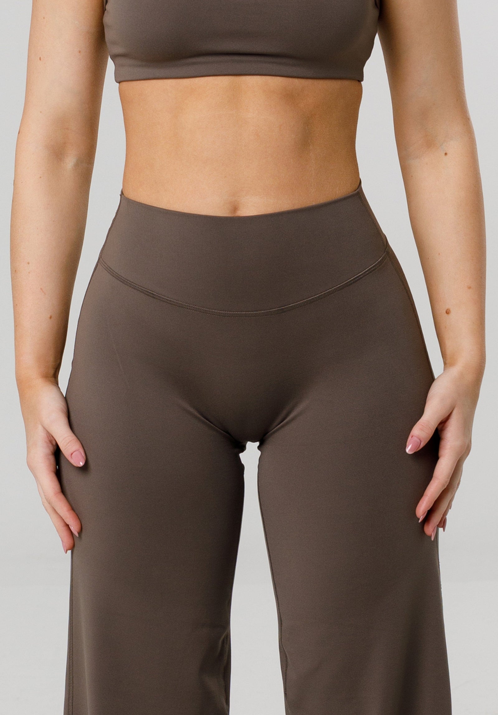 Reluna™ Original Sculptseam® Plus Straight Leg Pant Regular - 31” Truffle Leggings/Joggers Paragon Fitwear 