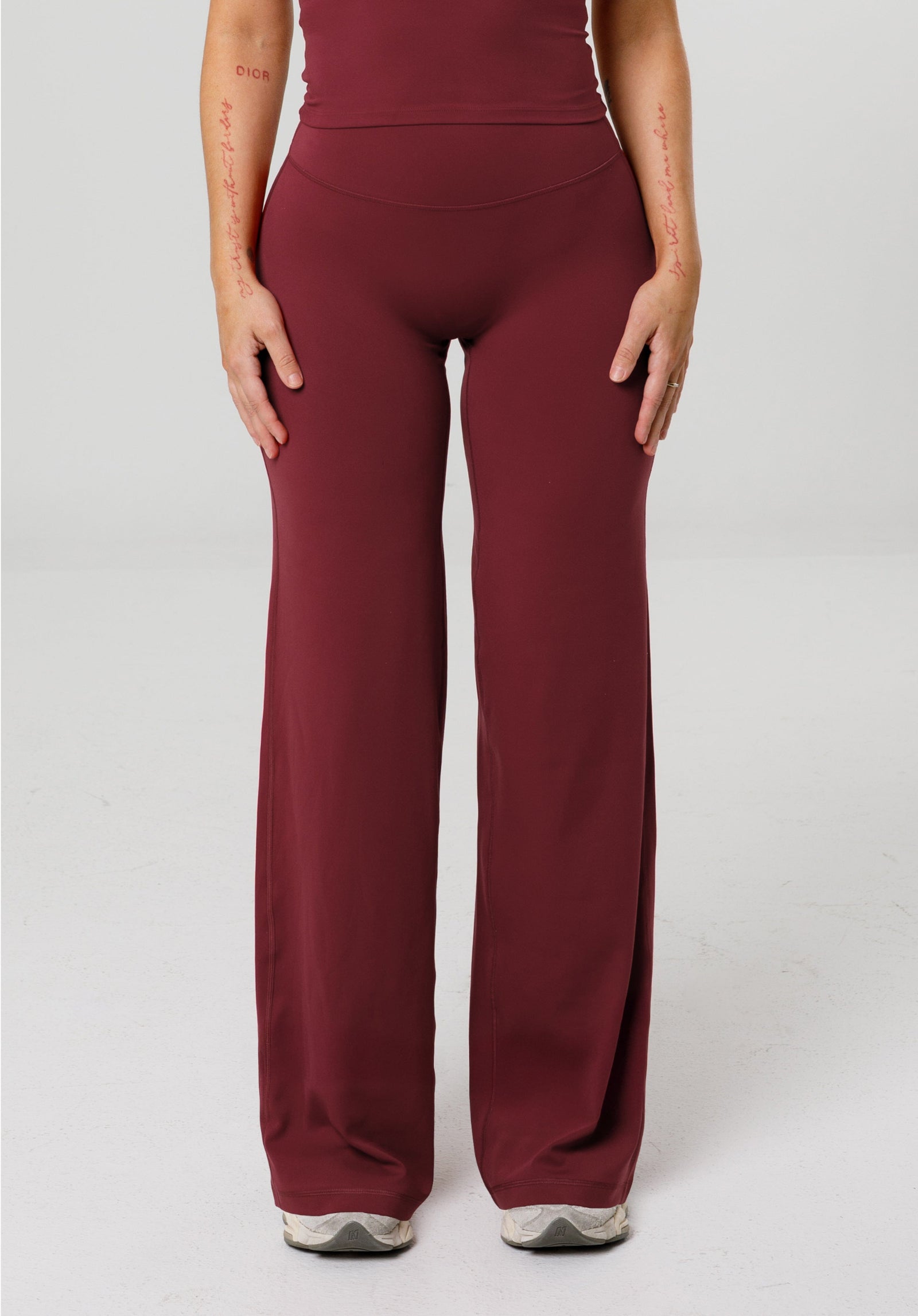 Reluna™ Original Sculptseam® Plus Straight Leg Pant Regular - 33” Dahlia Leggings/Joggers Paragon Fitwear 