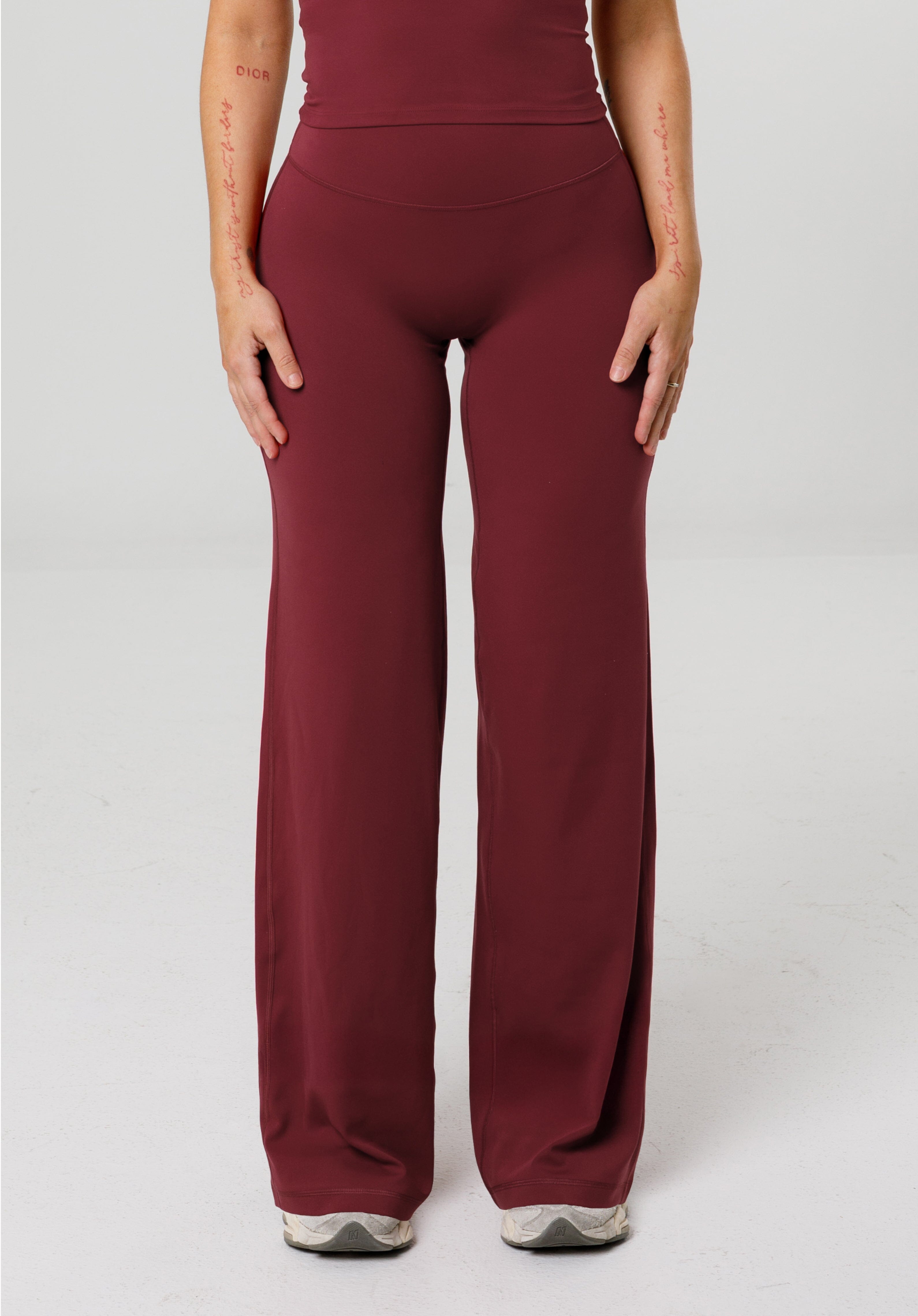Reluna™ Original Sculptseam® Plus Straight Leg Pant Regular - 33” Dahlia Leggings/Joggers Paragon Fitwear 