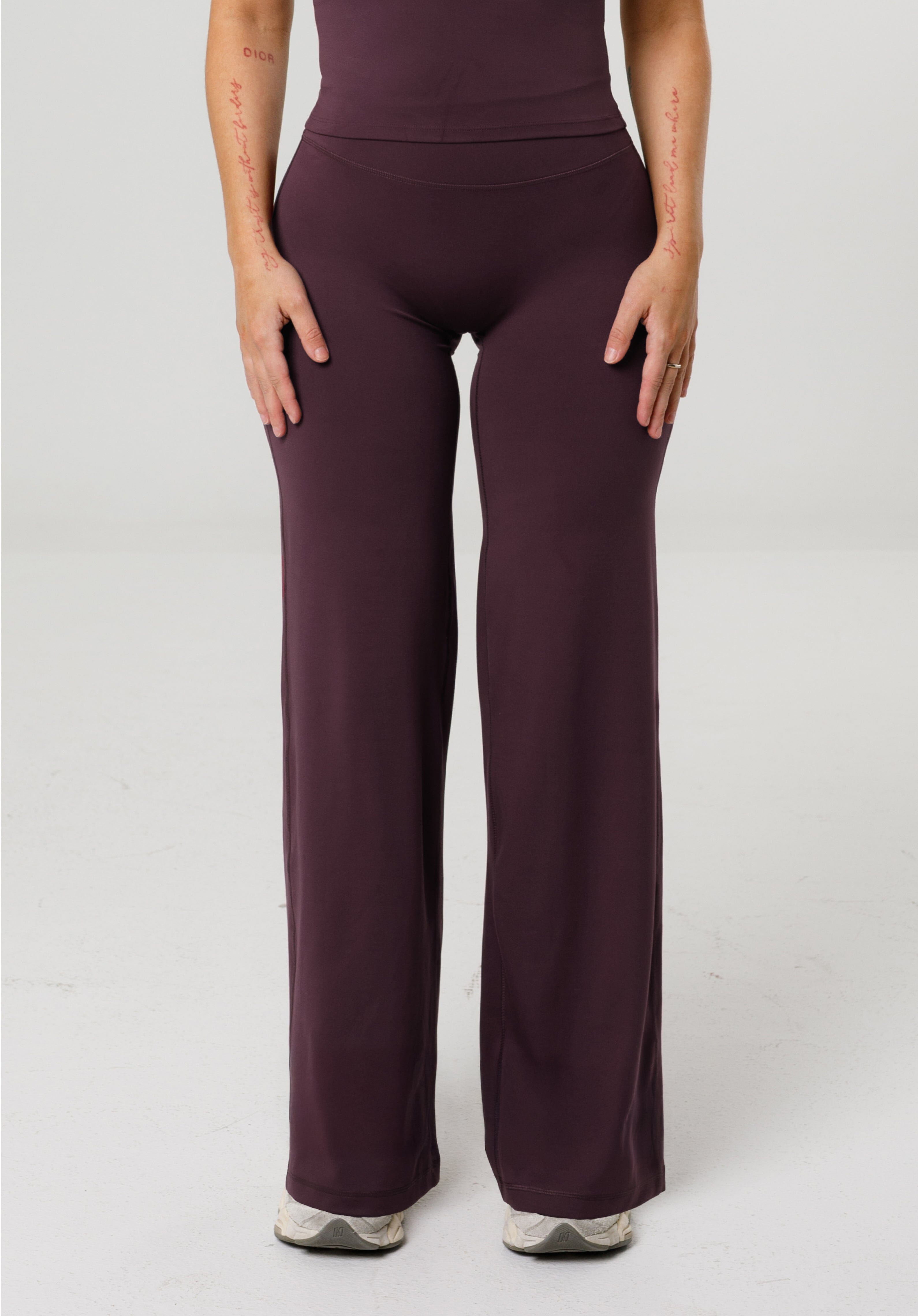 Reluna™ Original Sculptseam® Plus Straight Leg Pant Regular - 33” Fig Leggings/Joggers Paragon Fitwear 
