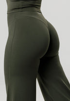 Reluna™ Original Sculptseam® Plus Straight Leg Pant Regular - 33” Poison Ivy Leggings/Joggers Paragon Fitwear 