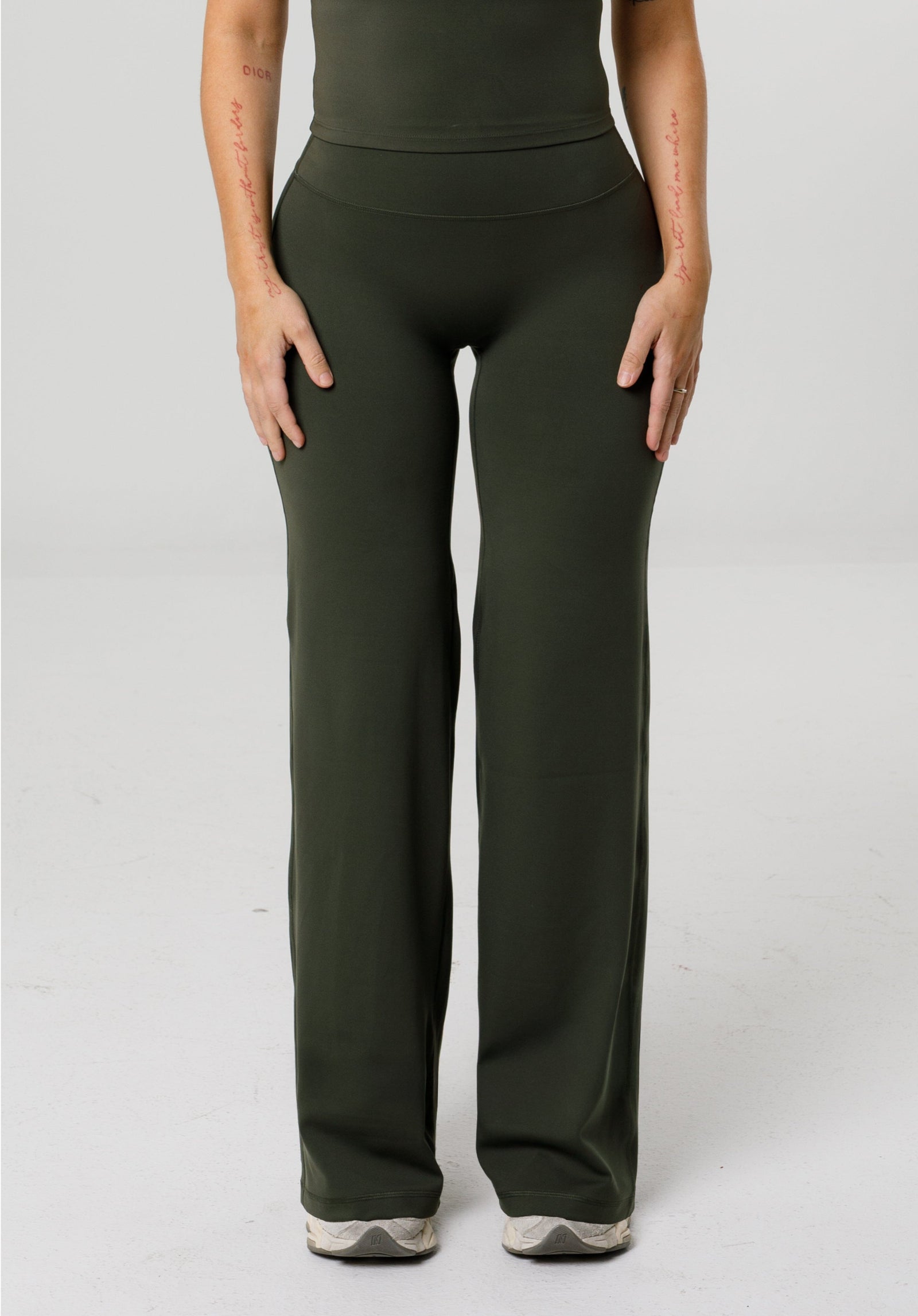 Reluna™ Original Sculptseam® Plus Straight Leg Pant Regular - 33” Poison Ivy Leggings/Joggers Paragon Fitwear 