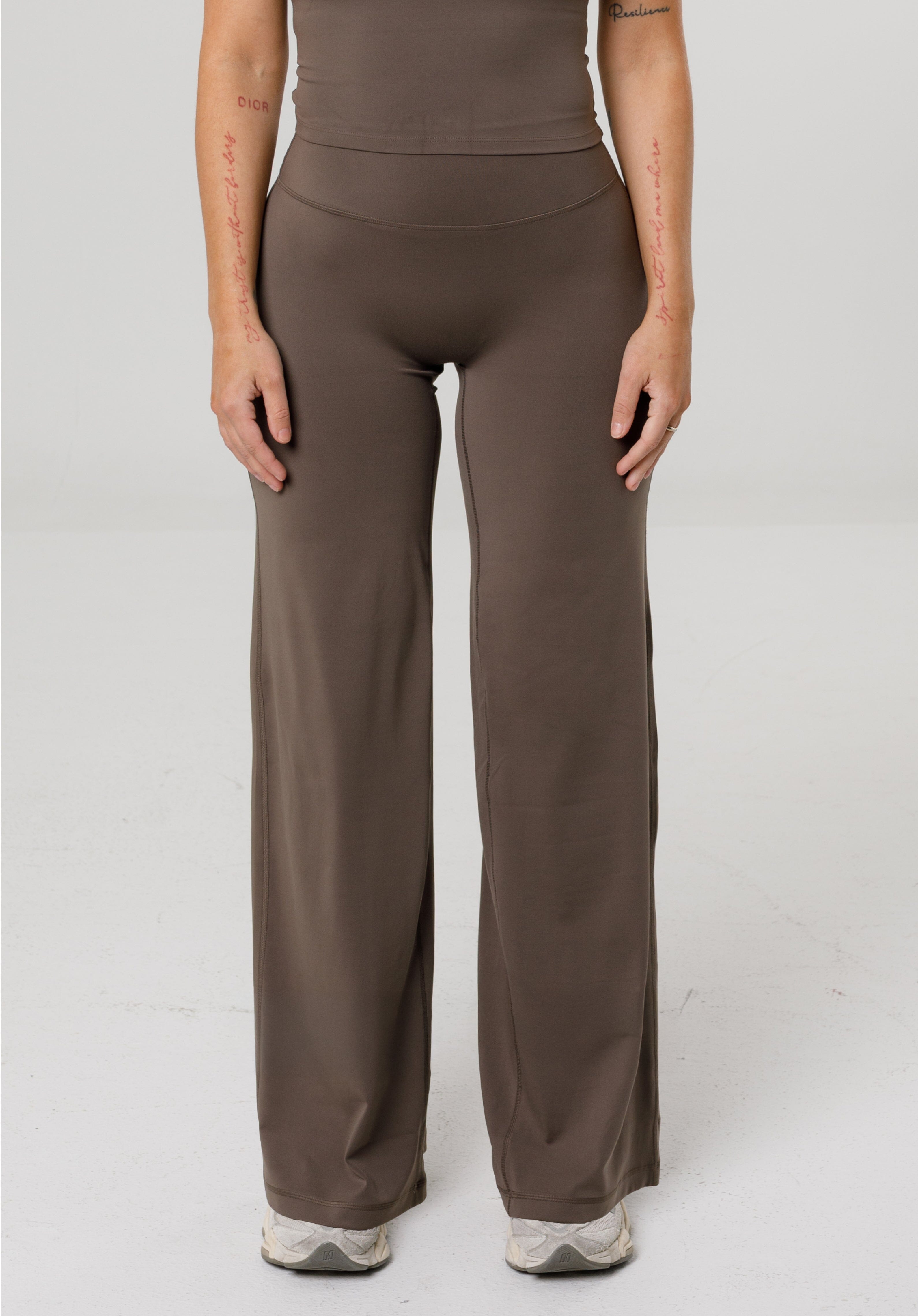 Reluna™ Original Sculptseam® Plus Straight Leg Pant Regular - 33” Truffle Leggings/Joggers Paragon Fitwear 