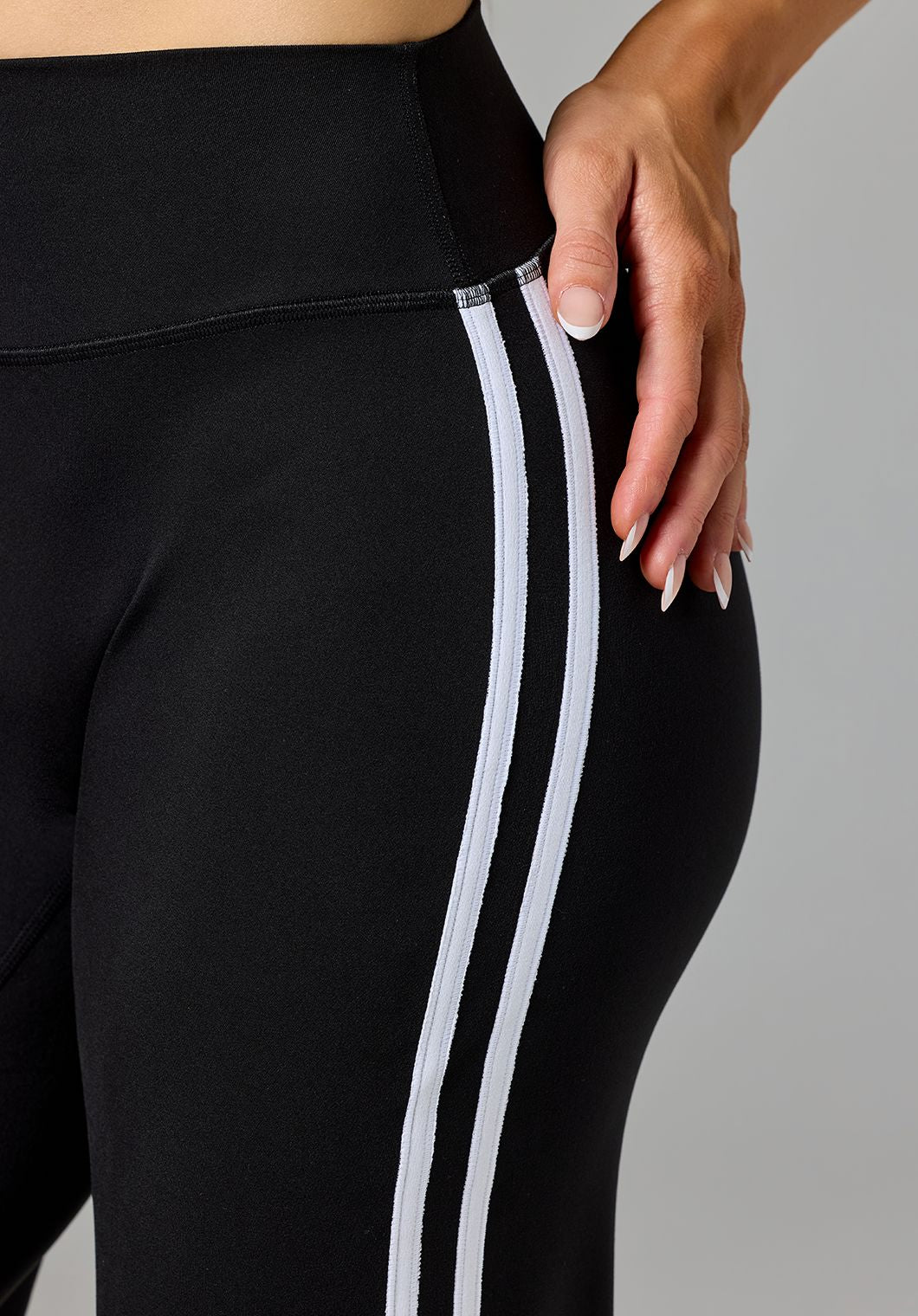 Reluna™ Double Stripe Sculptseam® Mid-Rise Straight Leg Pant Regular Black Straight Leg Pant Paragon Fitwear 