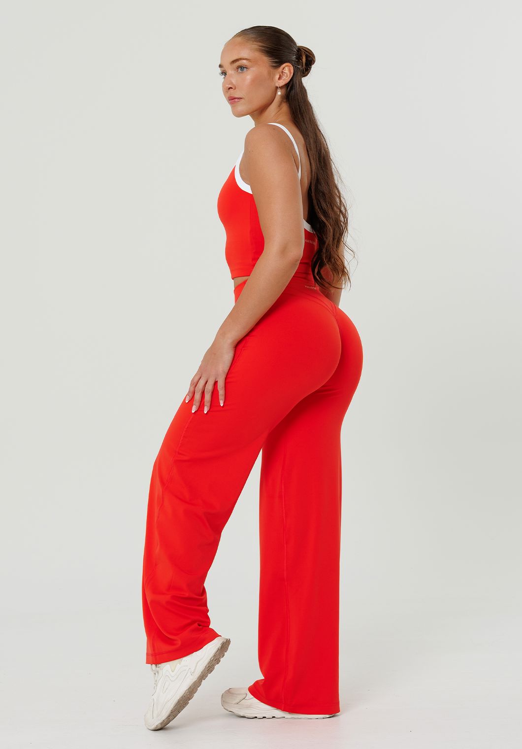 Reluna™ Icon High-Rise Sculptseam® Plus Straight Leg Pant Short- 31” Strawberry Leggings/Joggers Paragon Fitwear 