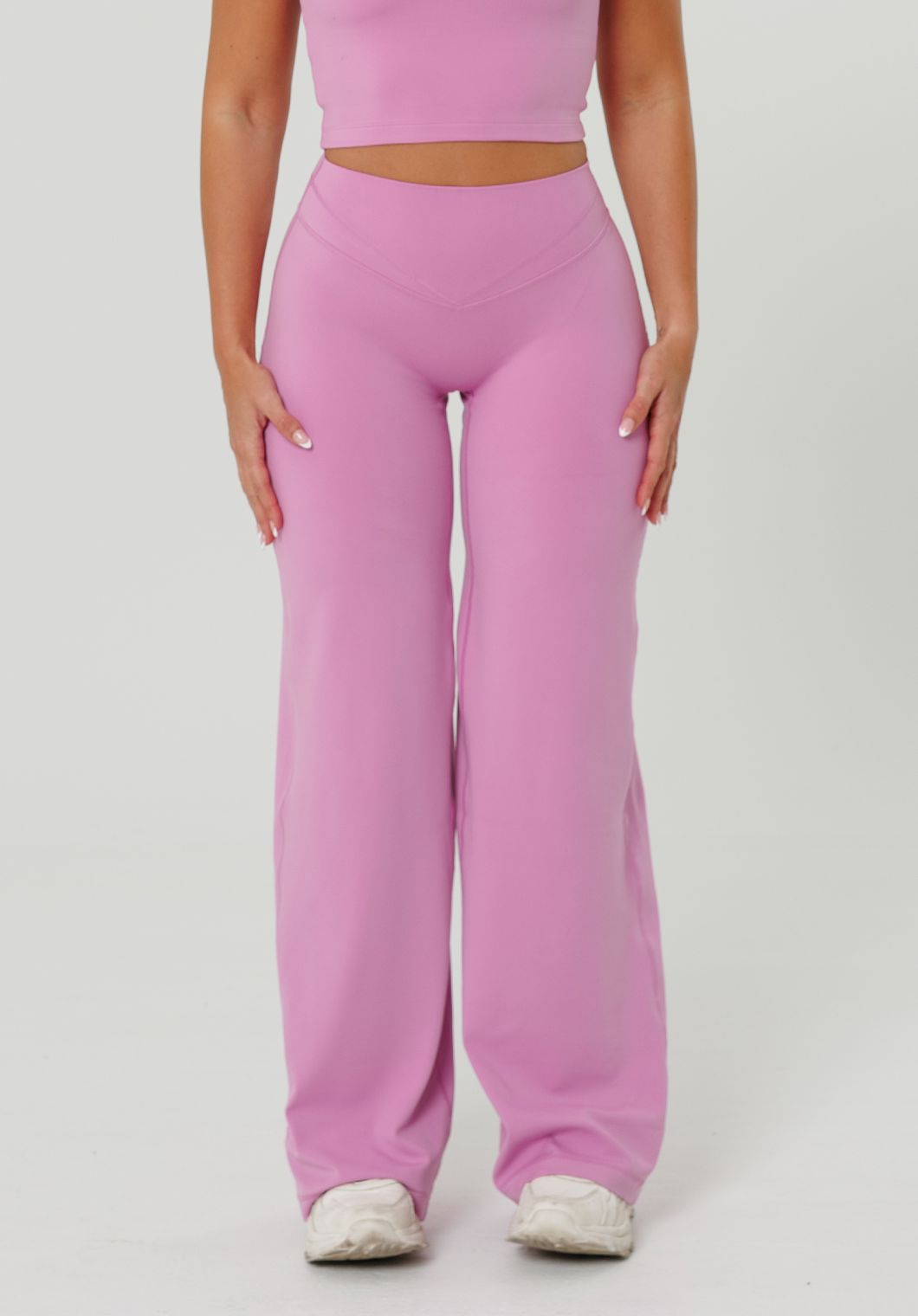 Reluna™ Icon High-Rise Sculptseam® Plus Straight Leg Pant Short- 31” Tulip Leggings/Joggers Paragon Fitwear 