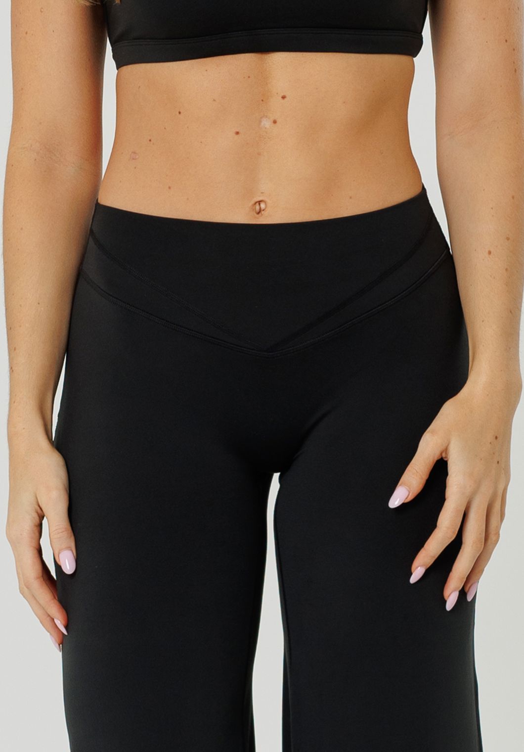 Reluna™ Icon High-Rise Sculptseam® Plus Straight Leg Pant Regular- 33” Black Leggings/Joggers Paragon Fitwear 