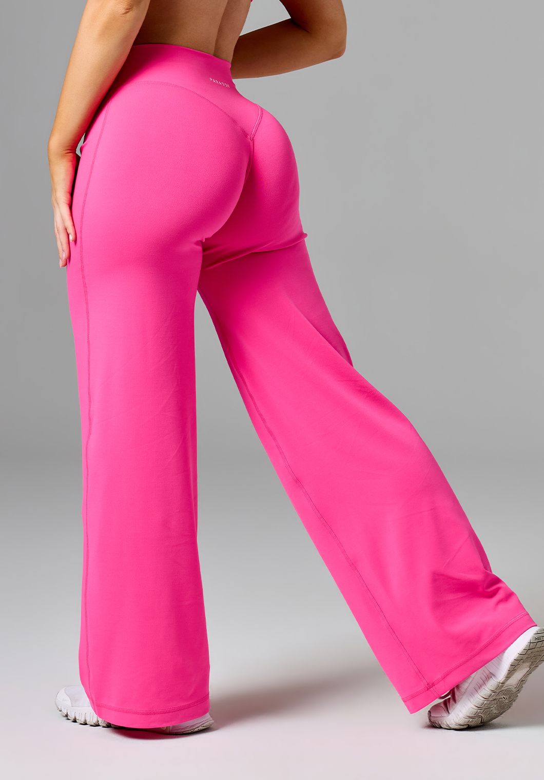 Reluna™ Original Sculptseam® Mid-Rise Straight Leg Pant Short - Crush Leggings/Joggers Paragon Fitwear 