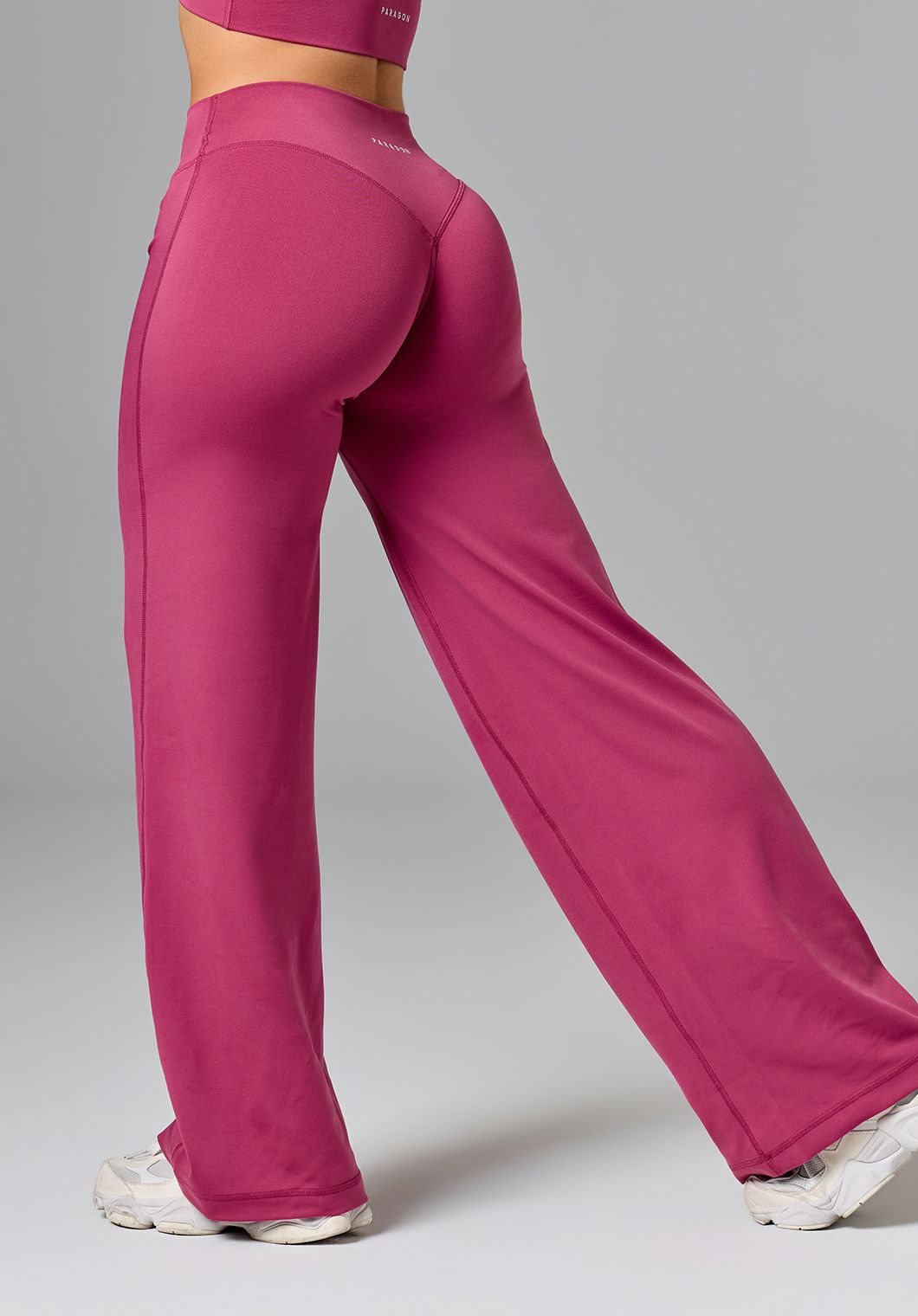 Reluna™ Sculptseam® Mid Rise Straight Leg Pant Short – Paragon Fitwear