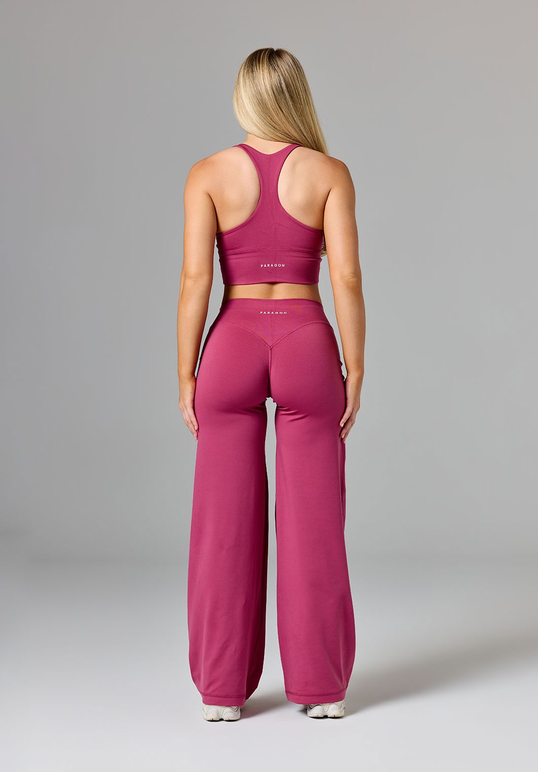 Retune. warm up pants / ピンク リチューン　stina Reluna™ Sculptseam® Mid Rise Straight Leg Pant Short – Paragon Fitwear