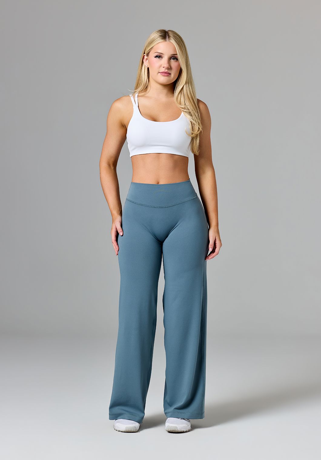 Reluna™ Original Sculptseam® Mid-Rise Straight Leg Pant Short - Slate Leggings/Joggers Paragon Fitwear 