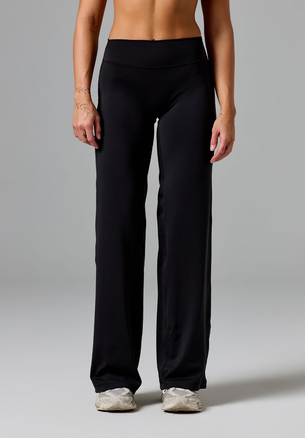 Reluna™ Original Sculptseam® Low-Rise Straight Leg Pant Regular Black Leggings/Joggers Paragon Fitwear 