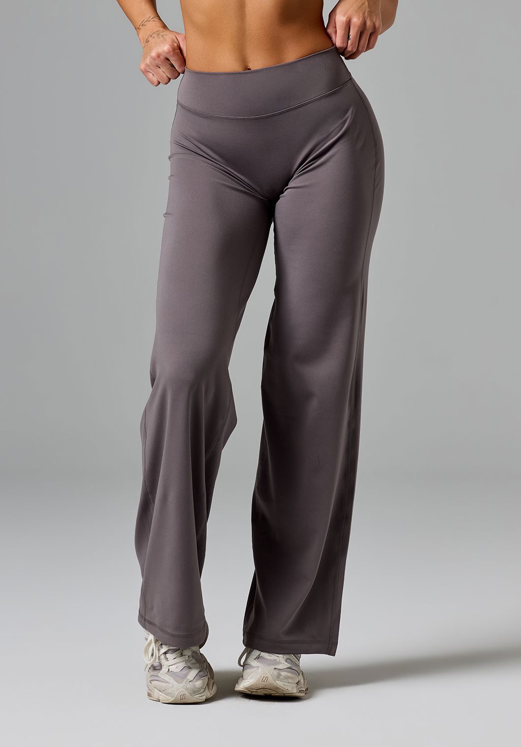 Reluna™ Original Sculptseam® Low-Rise Straight Leg Pant Regular Cement Leggings/Joggers Paragon Fitwear 