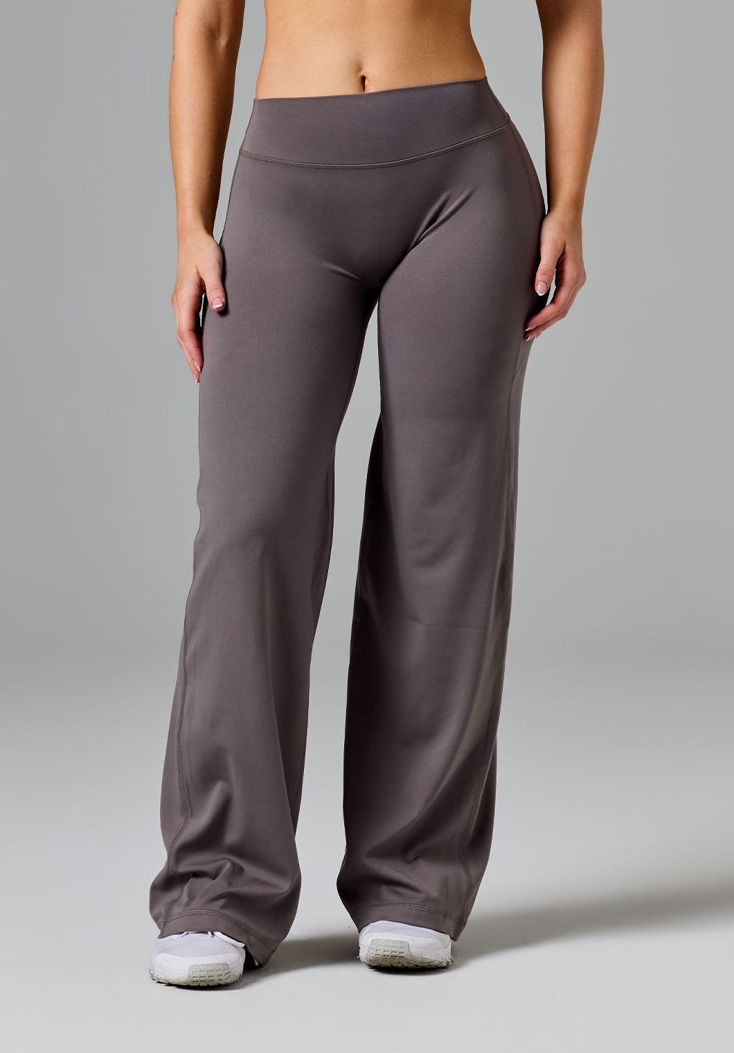 Reluna™ Original Sculptseam® Low-Rise Straight Leg Pant Short Cement Leggings/Joggers Paragon Fitwear 