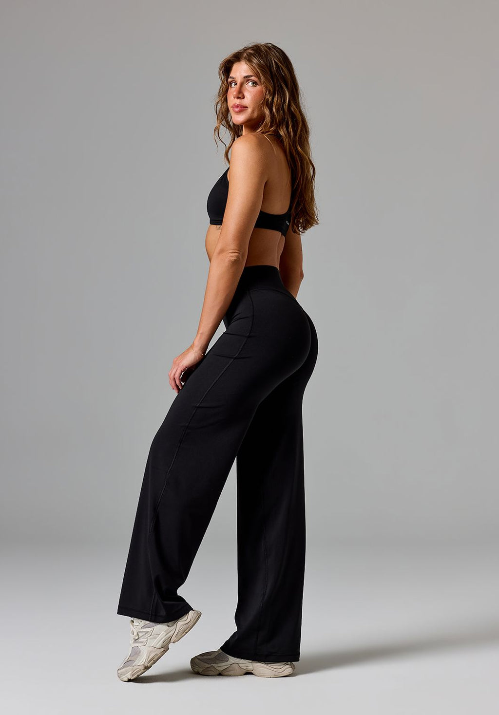 Reluna™ Original Sculptseam® Mid-Rise Straight Leg Pant Regular Black Leggings/Joggers Paragon Fitwear 
