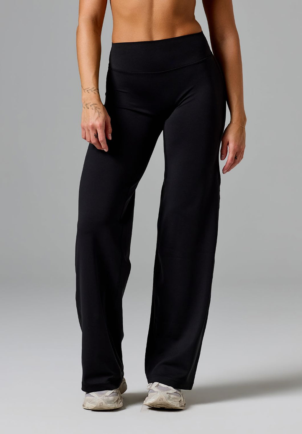 Reluna™ Original Sculptseam® Mid-Rise Straight Leg Pant Regular Black Leggings/Joggers Paragon Fitwear 