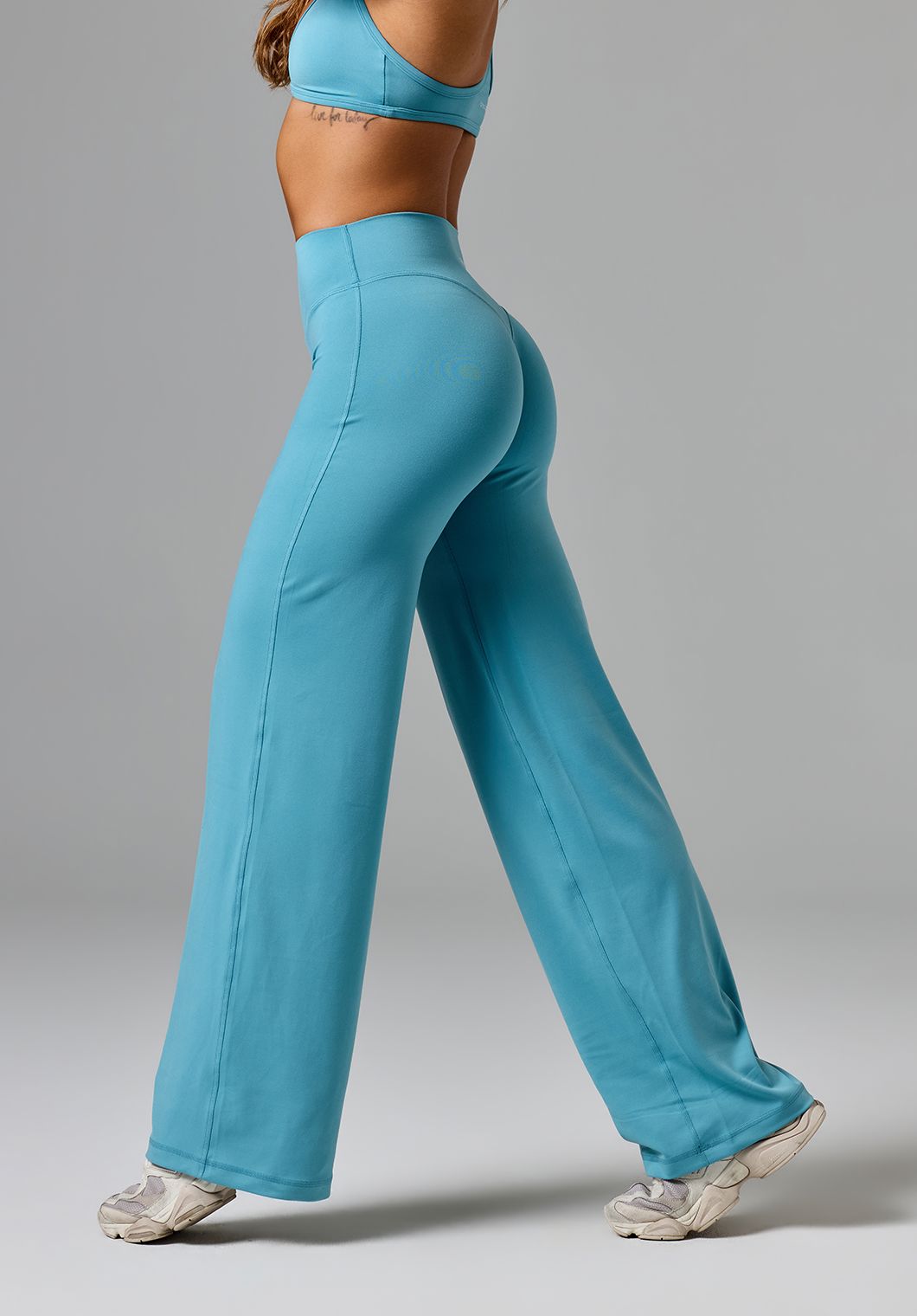 Reluna™ Original Sculptseam® Mid-Rise Straight Leg Pant Regular Mineral Leggings/Joggers Paragon Fitwear 