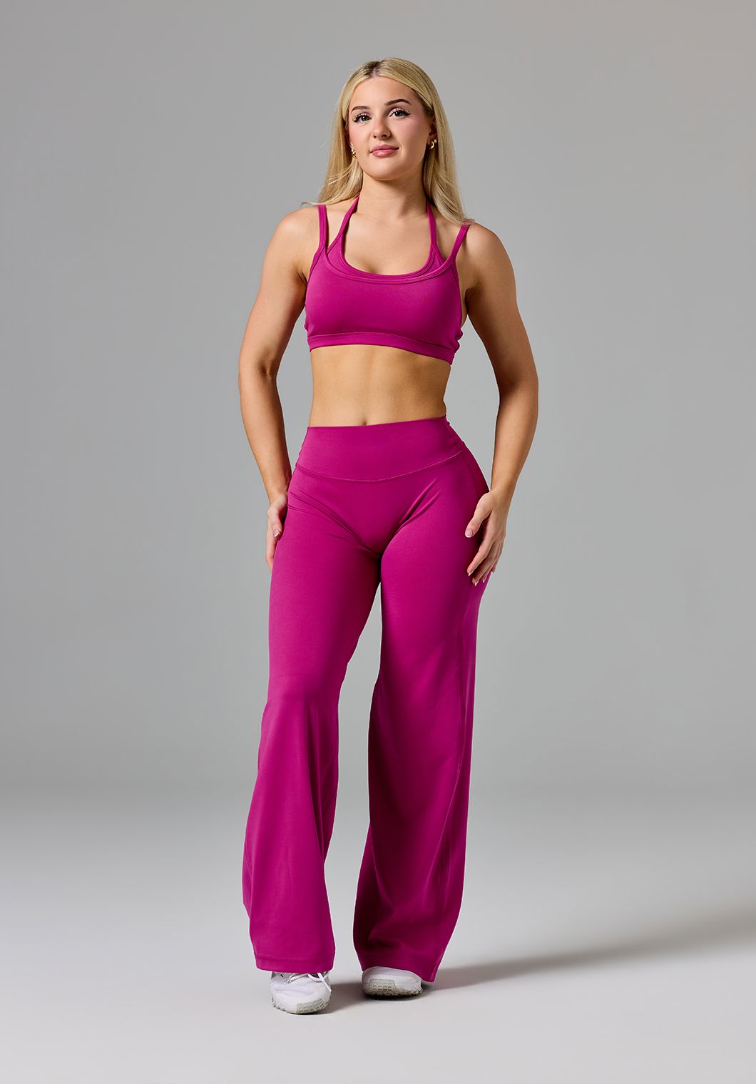 Reluna™ Original Sculptseam® Mid-Rise Straight Leg Pant Short Berry Leggings/Joggers Paragon Fitwear 