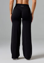 Reluna™ Original Sculptseam® Mid-Rise Straight Leg Pant Short Black Leggings/Joggers Paragon Fitwear 