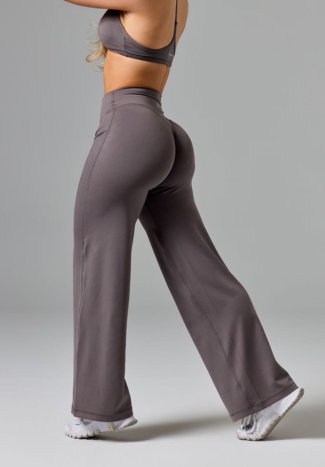 Reluna™ Original Sculptseam® Mid-Rise Straight Leg Pant Short Cement Leggings/Joggers Paragon Fitwear 