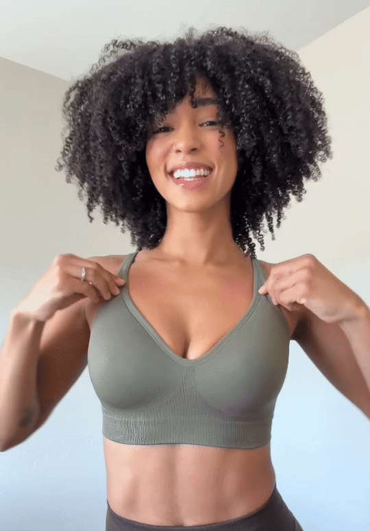 CurveFlex™ Seamless Form Bra Black Sports Bras Paragon Fitwear 